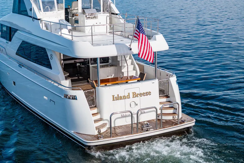 Slide: The Image of Luxury 2017 Ocean Alexander 72 Pilothouse yacht - 5