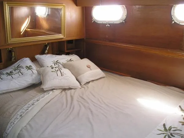 Slide: The Image of Hatteras Aft Cabin MY 41 1965 - 10