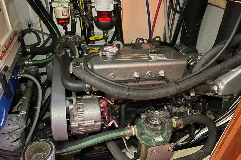 Slide: The Image of Bilge pump system in 2010 Hunter 45 Center Cockpit sailboat. - 59