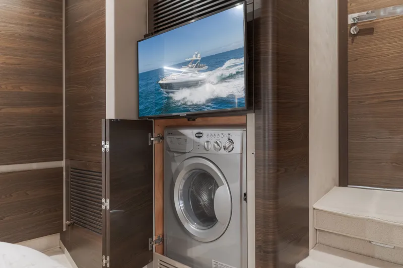 Slide: The Image of Washing machine and TV on Azimut 50 Fly yacht, 2015 model. - 30