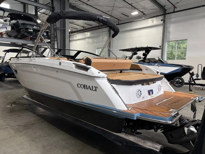 Slide: The Image of Cobalt R6 2026 - 6