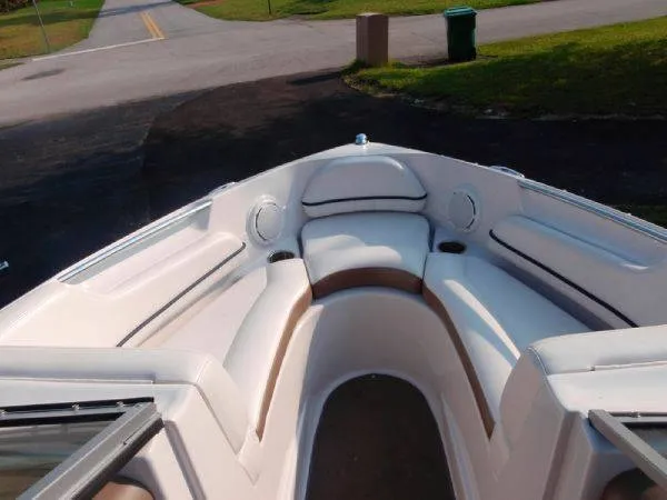 Slide: The Image of Four Winns 200 Horizon 2008 - 5