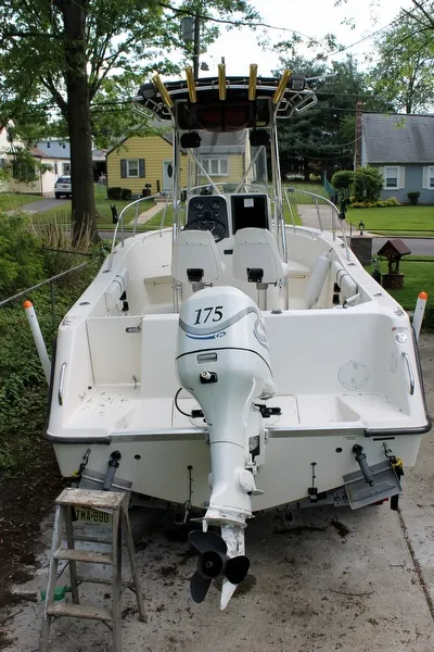 Slide: The Image of Hydra-Sports 20 Center Console 1999 - 4