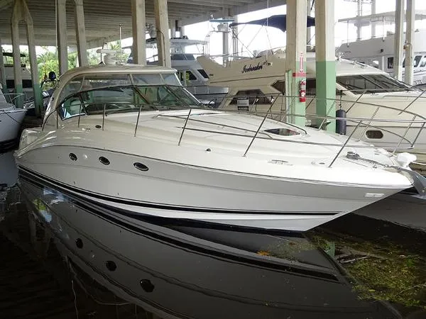 Slide: The Image of Sea Ray 42 DA LOW HOURS 2005 - 1