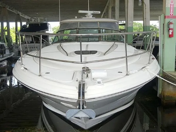 Slide: The Image of Sea Ray 42 DA LOW HOURS 2005 - 2