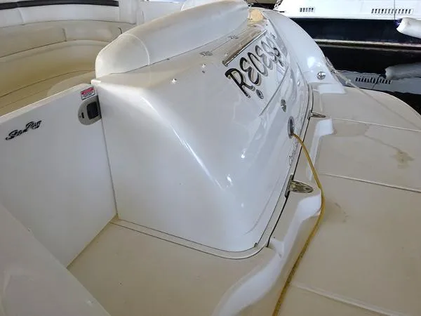 Slide: The Image of Sea Ray 42 DA LOW HOURS 2005 - 6