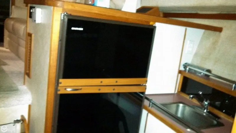 Slide: The Image of Carver Yachts 3207 Aft Cabin 1986 - 11