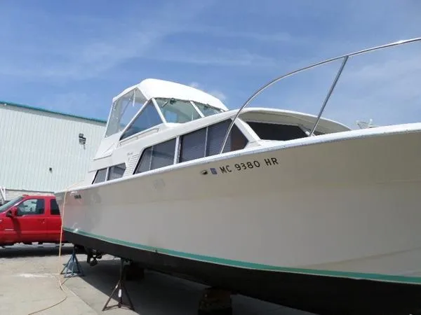 Slide: The Image of Tollycraft Royal 30 1972 - 5