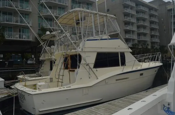 Slide: The Image of Hatteras 37 Convertible 1979 - 3