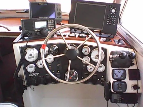 Slide: The Image of Osprey Pilothouse 30 Long Cabin 2006 - 5