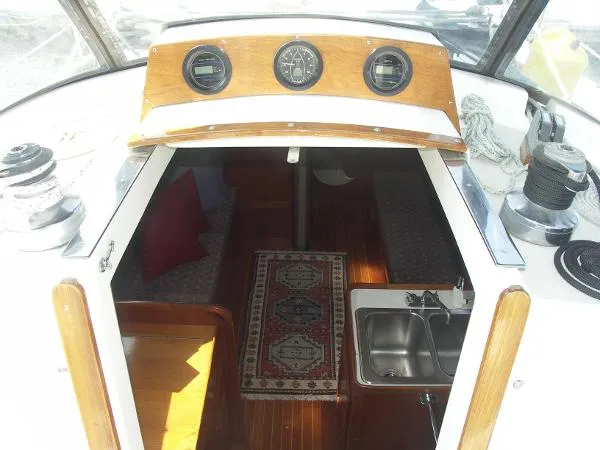 Slide: The Image of Bristol 35.5 Sloop 1987 - 10