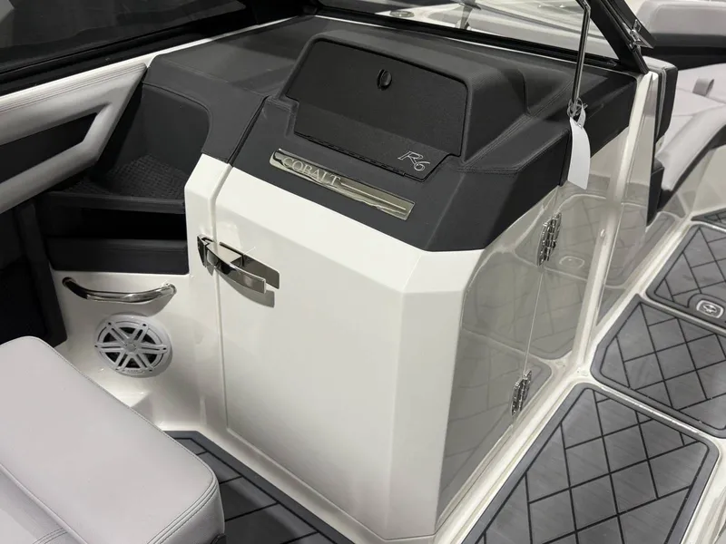 Slide: The Image of Cobalt R6 2026 - 16