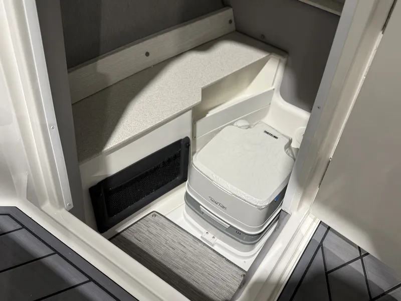 Slide: The Image of Cobalt R6 2026 - 17