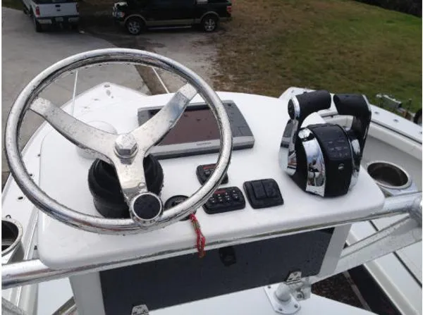 Slide: The Image of Contender 35 Center Console 2014 - 11