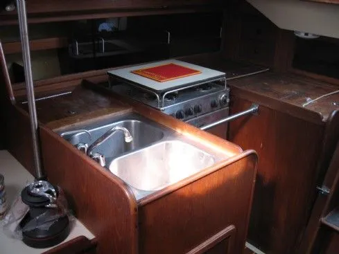 Slide: The Image of C&C Tall Rig 1981 - 7