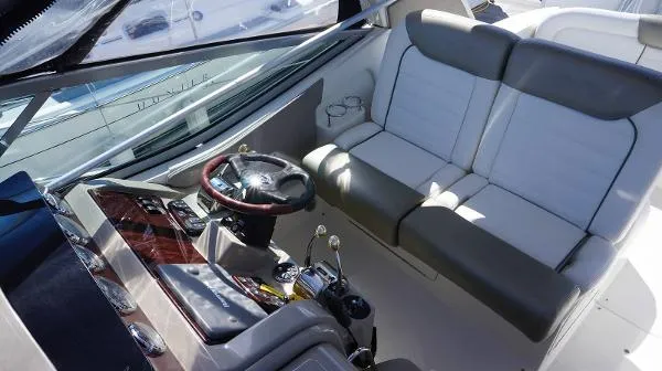 Slide: The Image of Sea Ray 310 Sundancer 2007 - 7