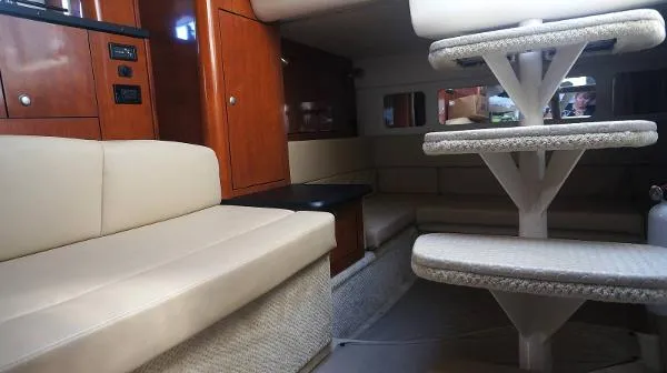 Slide: The Image of Sea Ray 310 Sundancer 2007 - 8