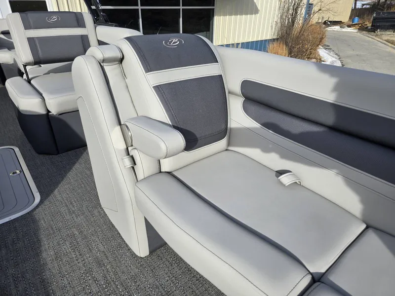 Slide: The Image of Barletta CABRIO C24Q 2025 - 11