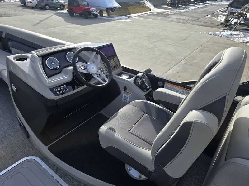 Slide: The Image of Barletta CABRIO C24Q 2025 - 14