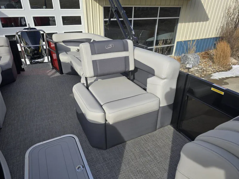 Slide: The Image of Barletta CABRIO C24Q 2025 - 18