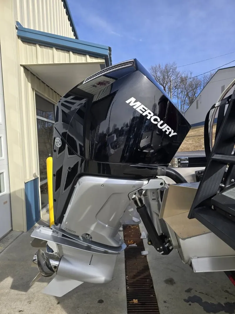 Slide: The Image of Barletta CABRIO C24Q 2025 - 24