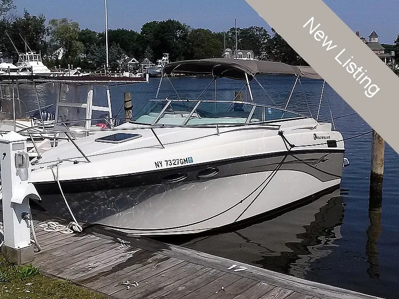 Slide: The Image of Crownline Boats 242 CR 2002 - 0