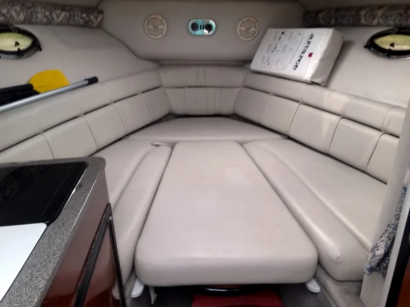 Slide: The Image of Crownline Boats 242 CR 2002 - 11