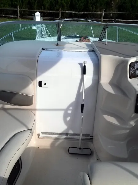 Slide: The Image of Crownline Boats 242 CR 2002 - 9