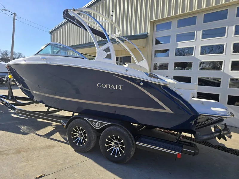 Slide: The Image of Cobalt R3 2020 - 3