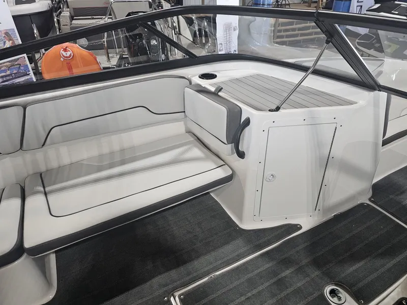 Slide: The Image of Yamaha AR190 2024 - 11