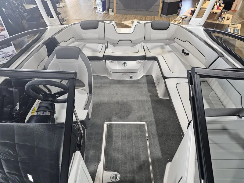 Slide: The Image of Yamaha AR190 2024 - 13