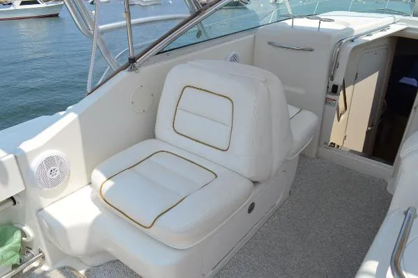Slide: The Image of Sea Ray 290 Amberjack 2003 - 8
