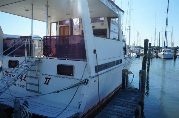 Slide: The Image of Hyundai Mark VI 49 Motor Yacht 1989 - 3