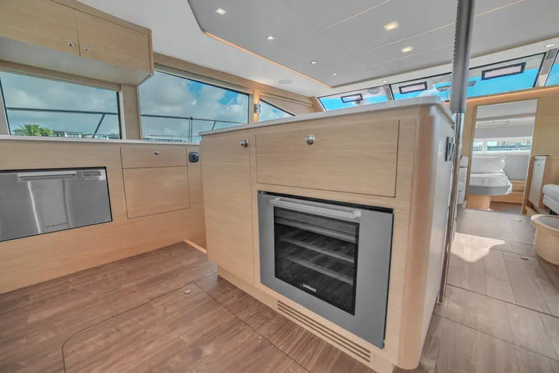 Slide: The Image of Aquila 54 Yacht 2023 - 20