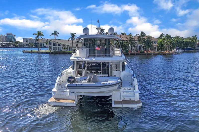 Slide: The Image of Aquila 54 Yacht 2023 - 3