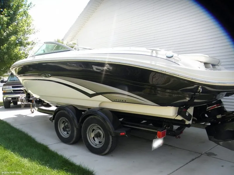 Slide: The Image of Sea Ray 220 BR 2002 - 6