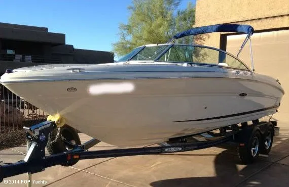 Slide: The Image of Sea Ray 220 Select 2007 - 2