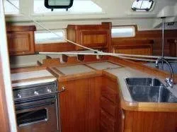 Slide: The Image of Hunter 35.5 Legend 1994 - 10