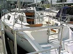 Slide: The Image of Hunter 35.5 Legend 1994 - 3