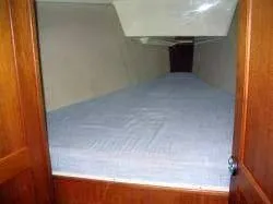 Slide: The Image of Hunter 35.5 Legend 1994 - 9