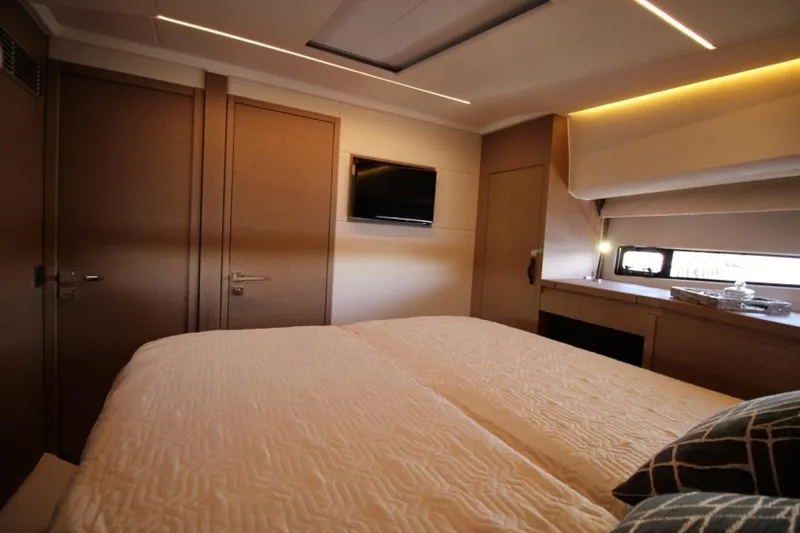 Slide: The Image of 2018 Prestige 460 S 'Knot Done Yet' - 26