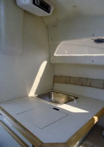 Slide: The Image of Bayliner 2252 Ciera Express Hardtop 1998 - 5