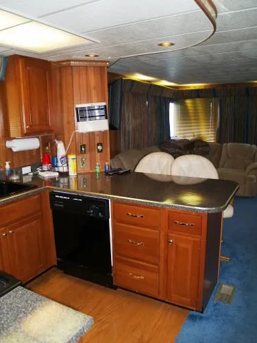 Slide: The Image of MONTICELLO River Yacht 1999 - 11