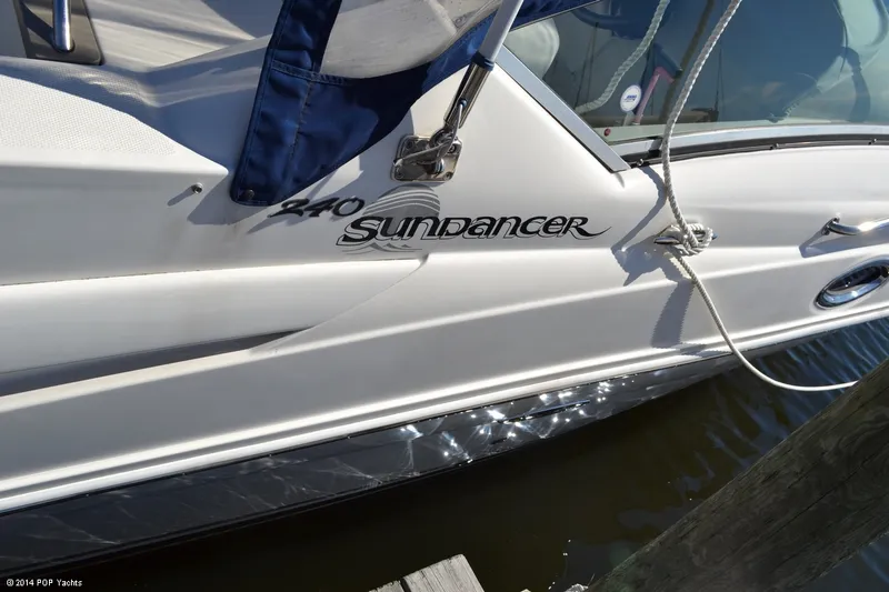 Slide: The Image of Sea Ray 240 Sundancer 2008 - 6