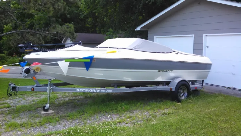 Slide: The Image of Stingray 195 FX 2011 - 6