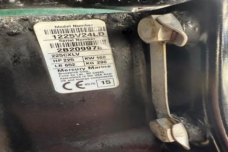 Slide: The Image of Label on a 2016 Boston Whaler 270 Dauntless, showing Mercury Marine engine specifications. - 41