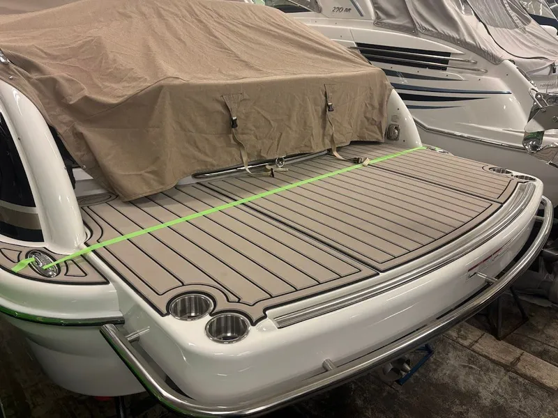 Slide: The Image of 2024 Formula 310 Bowrider 18 - 18