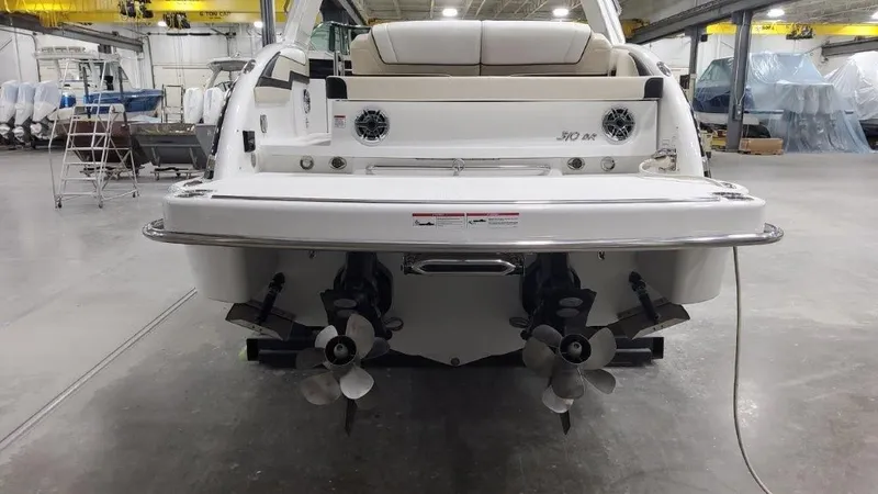 Slide: The Image of 2024 Formula 310 Bowrider 4 - 4