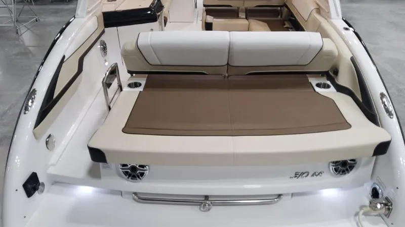 Slide: The Image of 2024 Formula 310 Bowrider 5 - 5