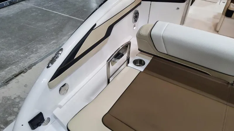 Slide: The Image of 2024 Formula 310 Bowrider 7 - 7